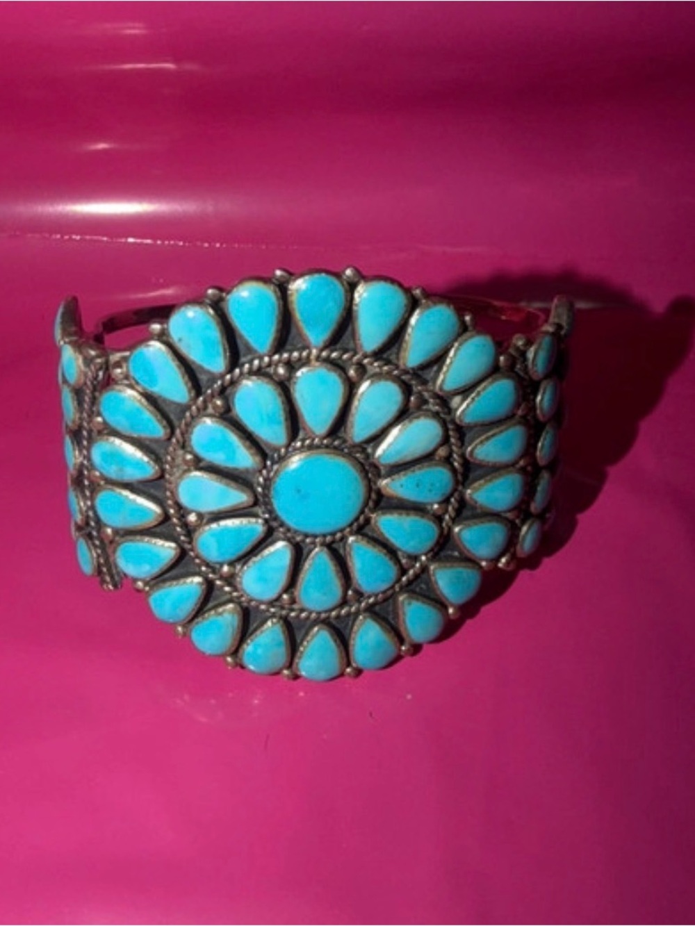 Vintage Native American Turquoise Cluster Cuff Bracelet - Picture 4 of 7